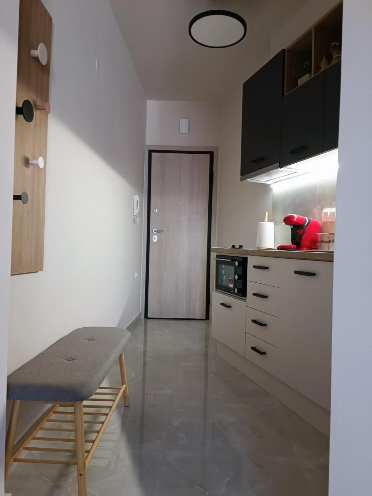 Central Studio In Veria Luaran gambar